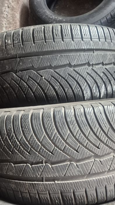 235 55 17 4бр зимни гуми дот 15 6мм граифер без лепенки