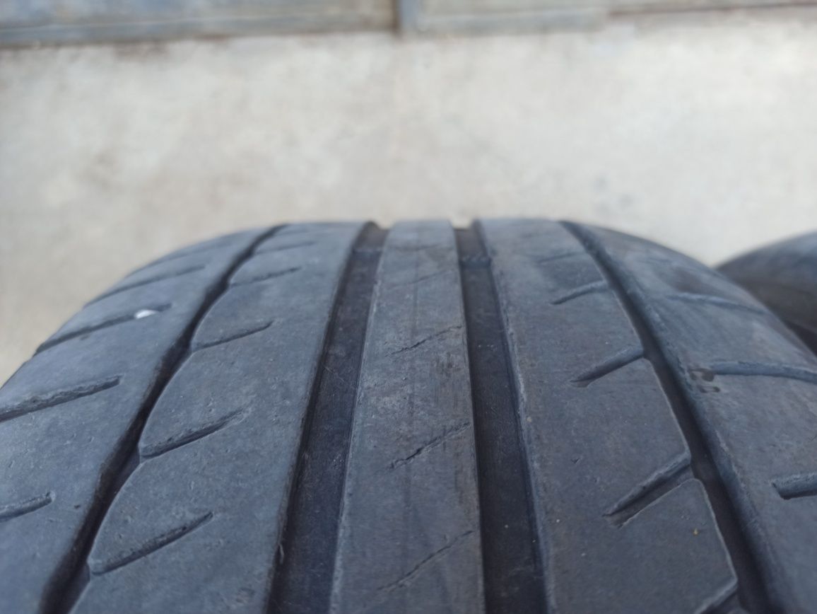 2 броя летни гуми Michelin 215 50 17