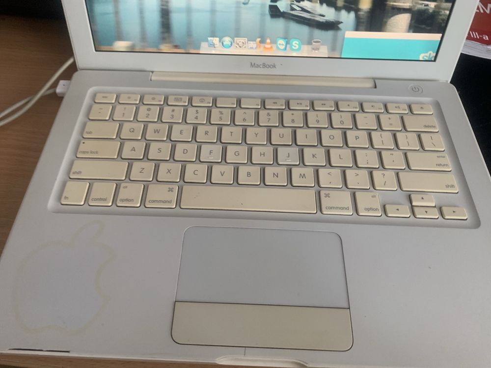 Macbook vechi mac os x nu merge click prea bine