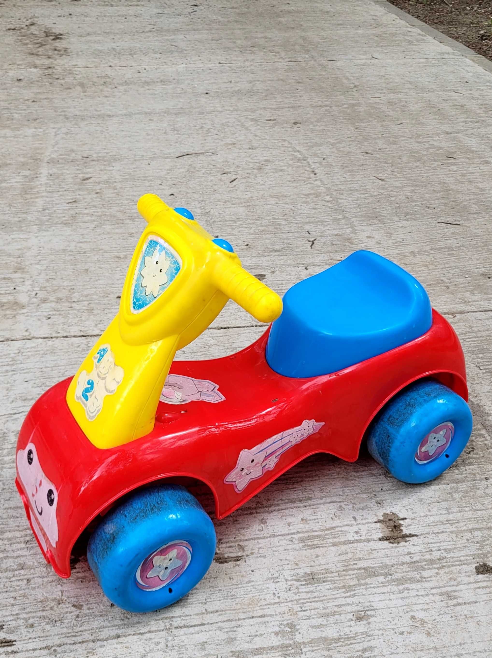 Fisher Price Masinuta ride-on fara pedale, multicolor