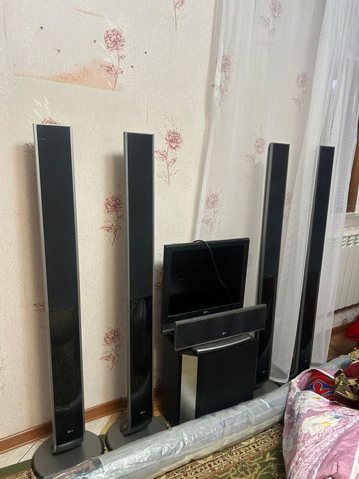 Продам домашний кинотеатр