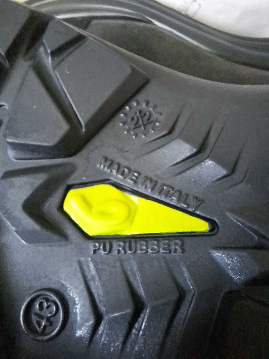 Pantofi protectie bocanci lucru Nr43 Giasco Dielectric electroizolanti