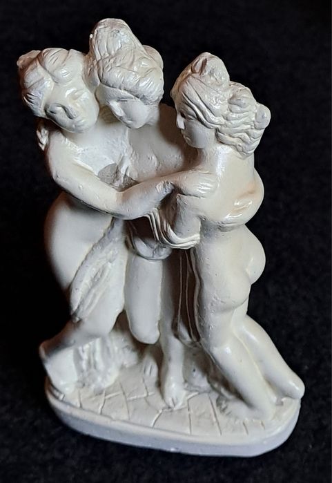 Sculptura mica de vanzare