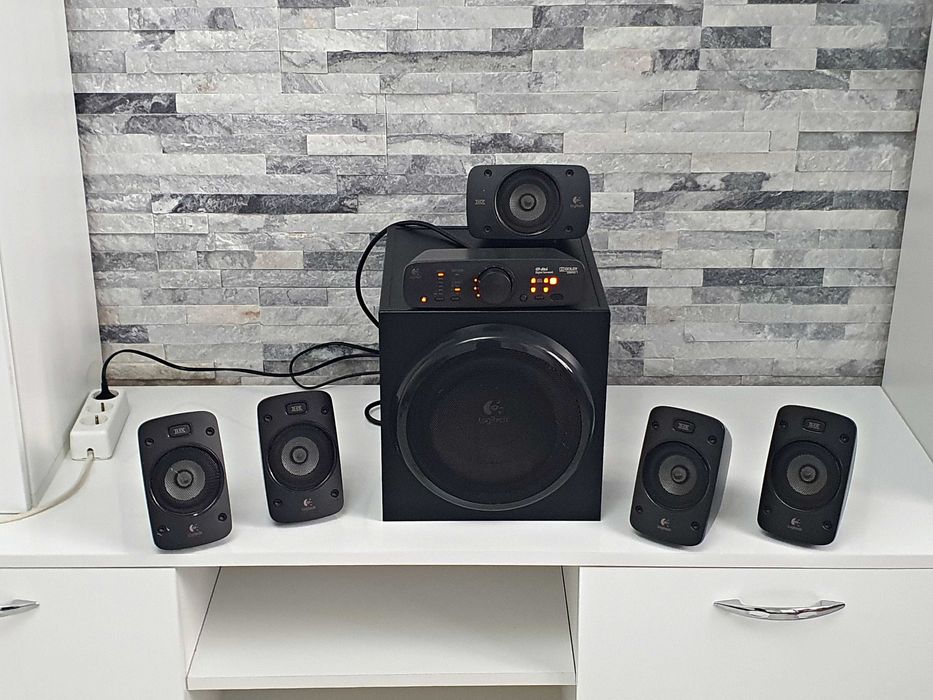 sistem  audio  logitech  5 + 1