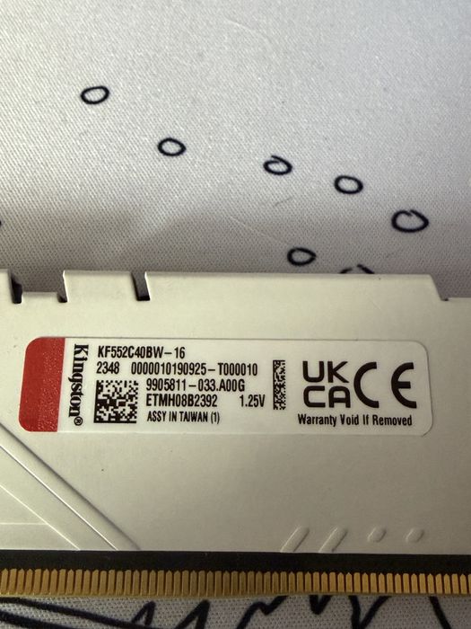 ОЗУ DDR5 16gb kingston fury beast white