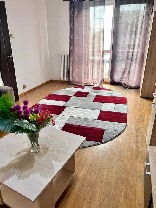 inchiriez apartament ultracentral Ploiesti 2 camere Proprietar direct