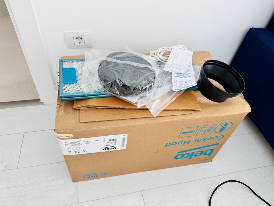 Hota incorporabila telescopica BEKO HNT61520BH