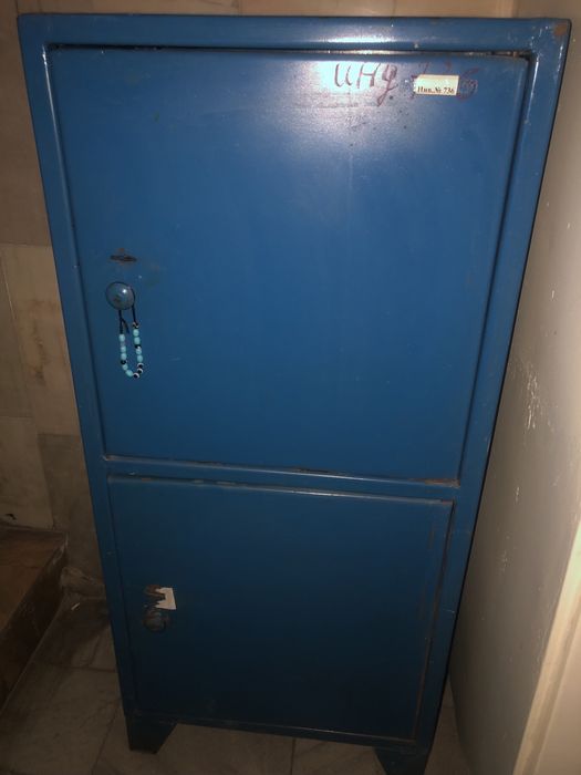 Продаю сейфы б/у.