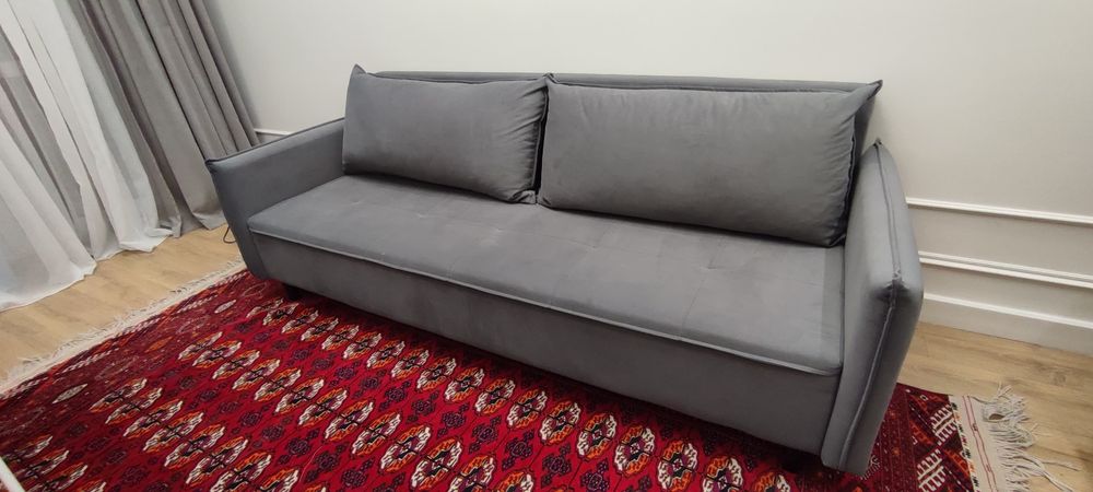 Продам стильный диван