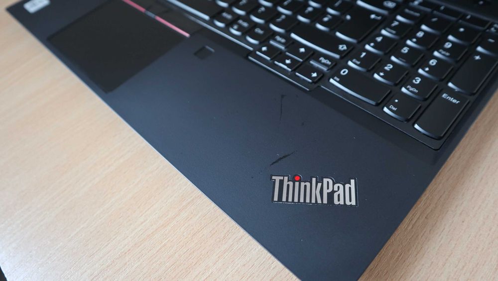 Lenovo ThinkPad T15 Nvidia MX330 IPS 15,6"/i7 10510U/512GB NVMe /32GB