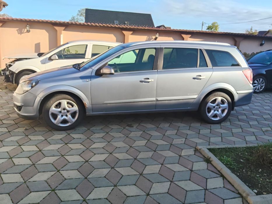 Opel Astra H 1.9