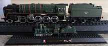 Set locomotive machete, colectia Amercom