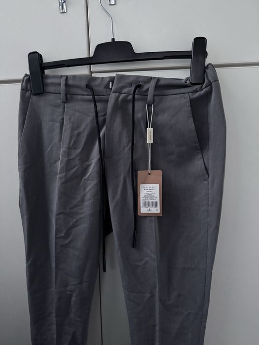 Pantaloni Bigotti noi cu eticheta, marimea 44