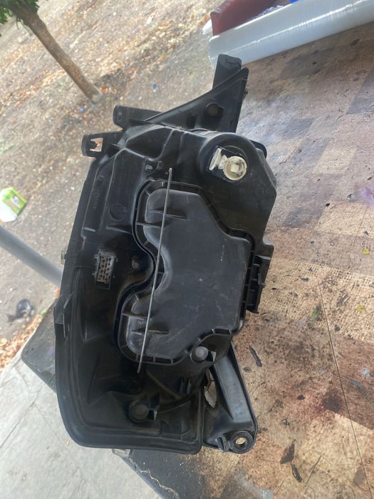 Ляв фар за ситроен ц3