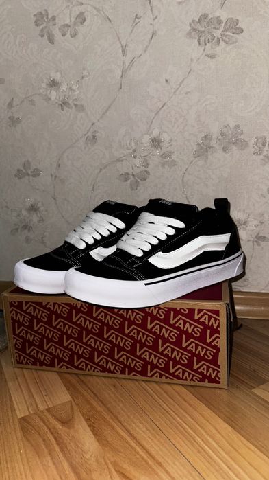 Кроссовки Vans черные