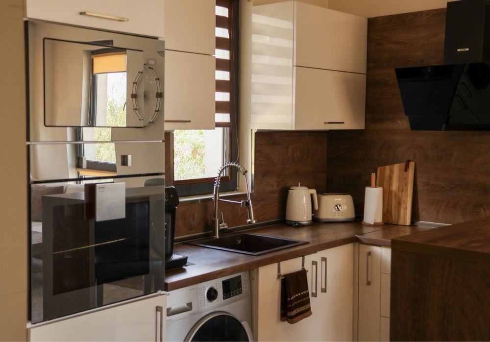 Дава се под наем Двустаен апартамент в Варна, Младост 1 - 80 кв.м за 459 € - Снимка #5