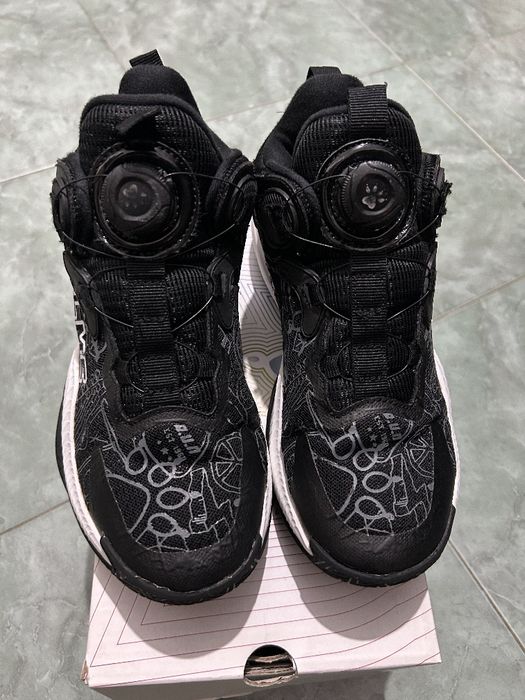 Зимни маратонки Kelme номер 37