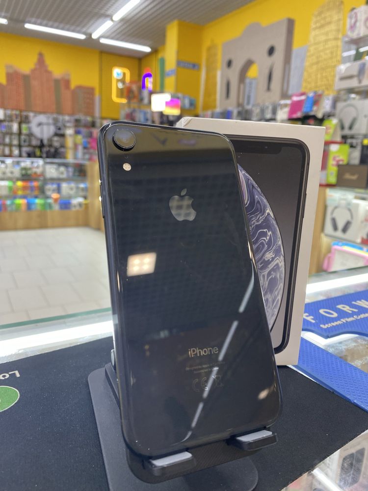 Продам Iphone XR 64GB 78%