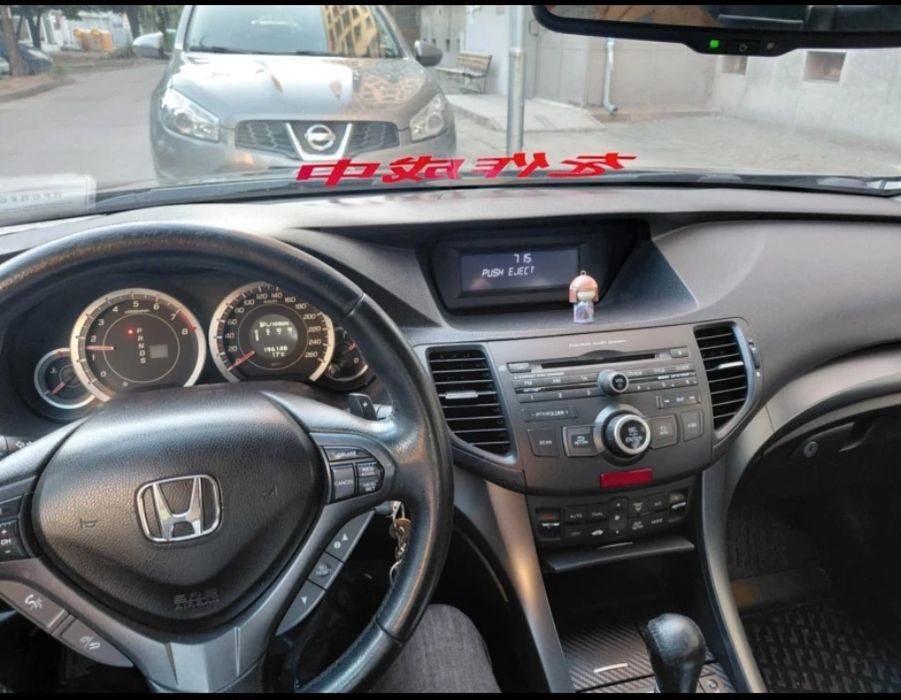 Honda  Accord  8