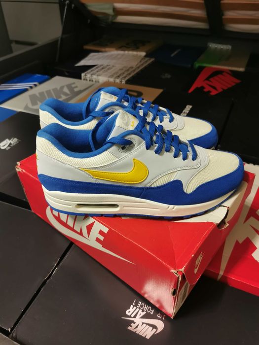 Nike air Max 1 signal blue