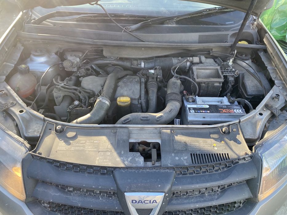 Haion cu lunetă Dacia Logan MCV 2014 mic defect stânga jos