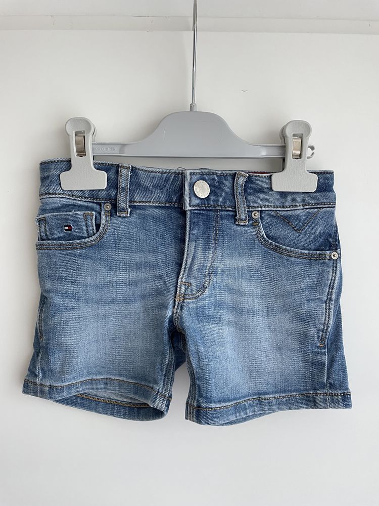 Pantaloni scurti fetita Tommy Hilfiger, originali, 5 ani, 110 cm