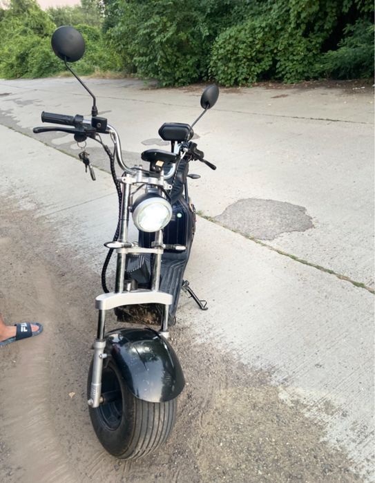 Vand scuter electric