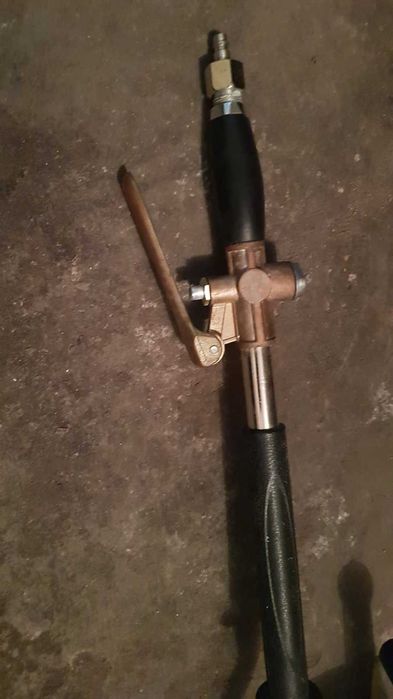 Машина за мазилка.