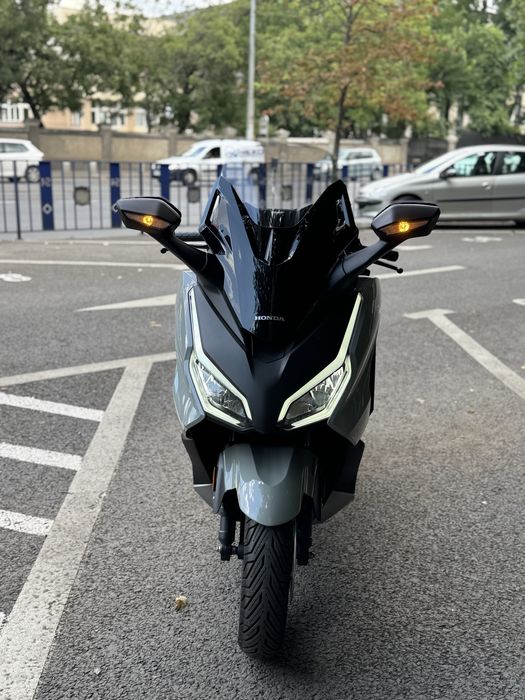 Vand Honda Forza 350/2024