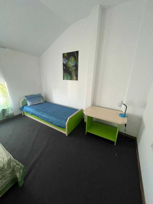 Дава се под наем  в Бургас, Център - 30 кв.м за 175 € - Снимка #1