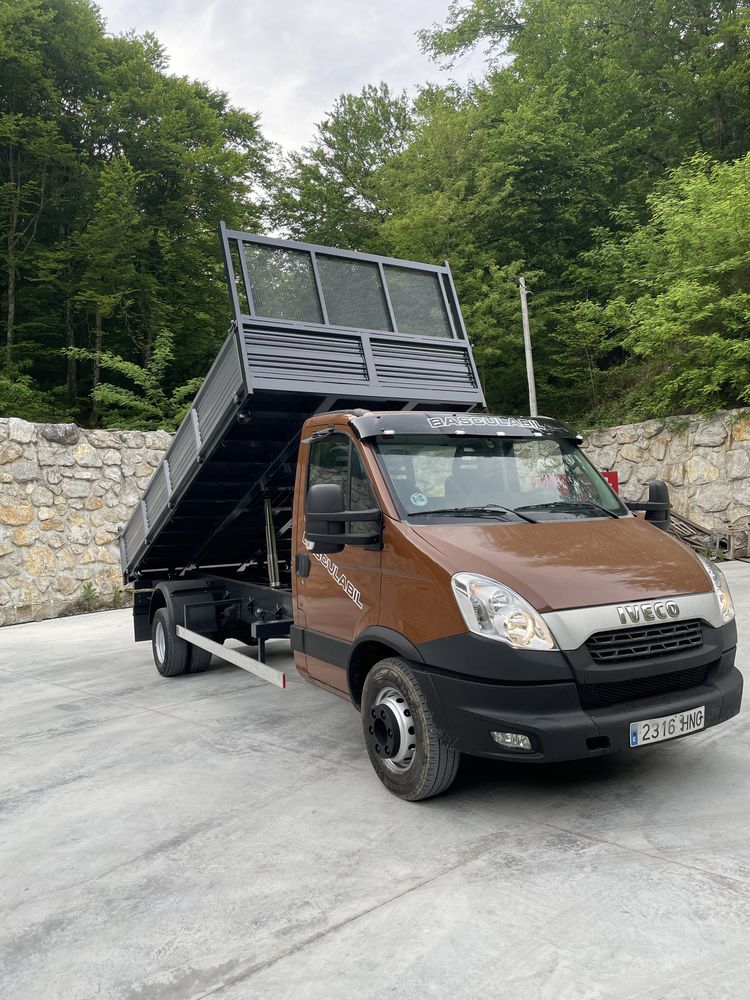 Iveco 70c21 basculabil