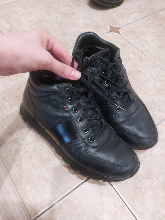 Женская зимняя обувь