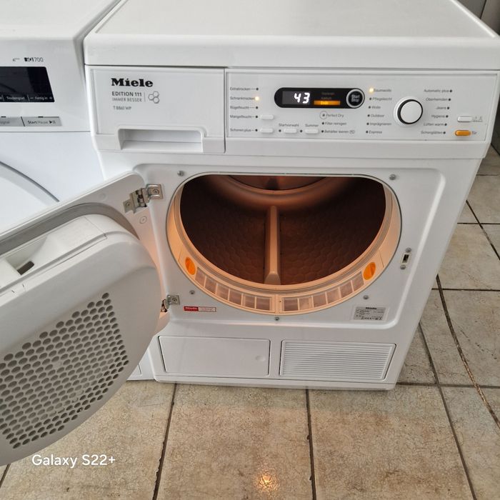 Кондензна сушилня с термопомпа MIELE T8861WP