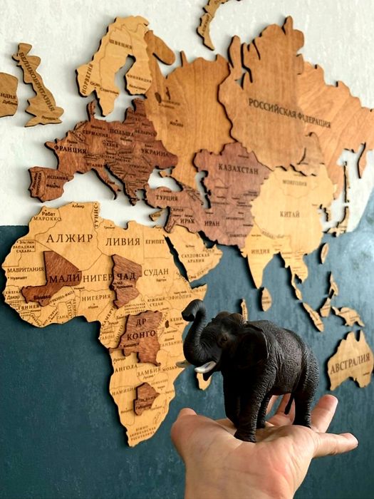 Карта мира из дерева настенная. Новогодний Подарок. Развивающий карта