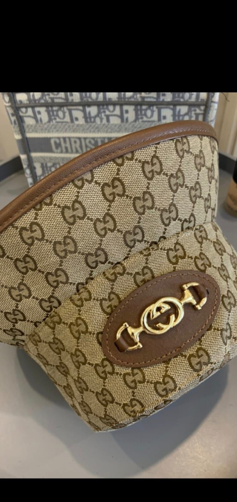 Pălărie Gucci model 2025