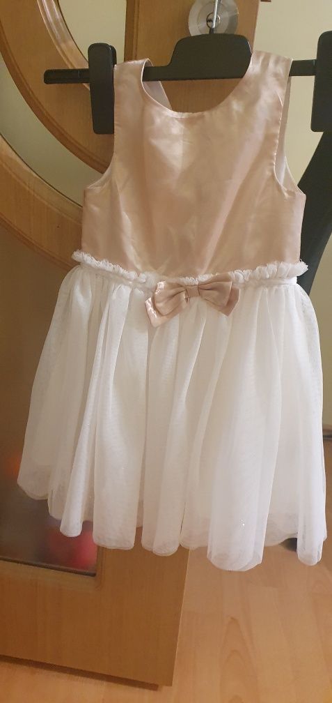 Rochie fetite cu fundita