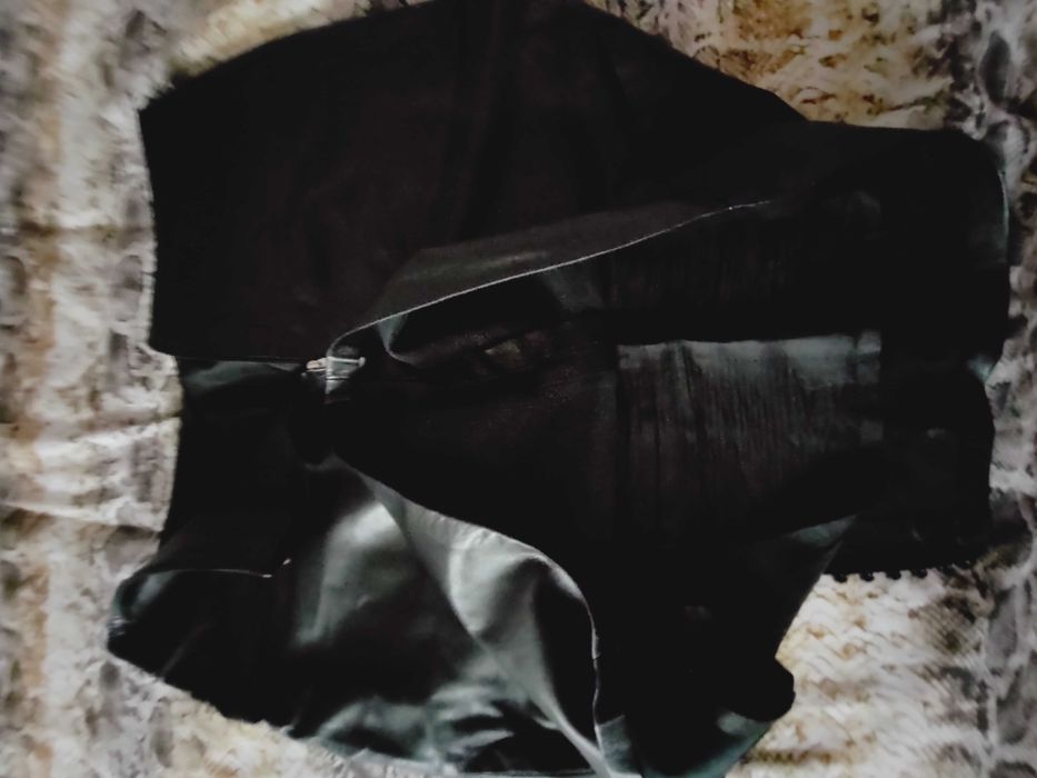 БУТИКОВА ПОЛА  естествена кожа  само за 40лв.