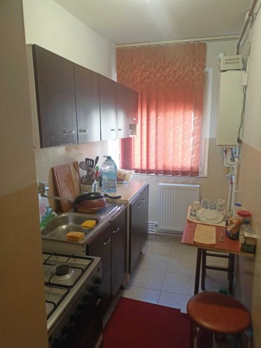 Apartament liber, de vanzare