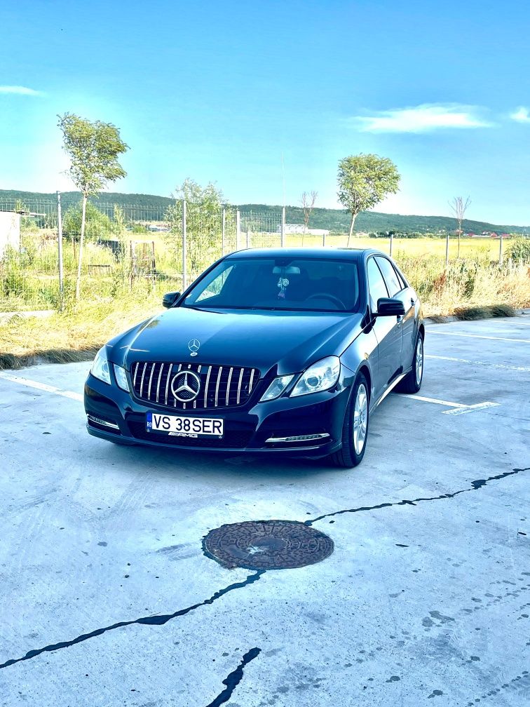 Mercedes Benz E220