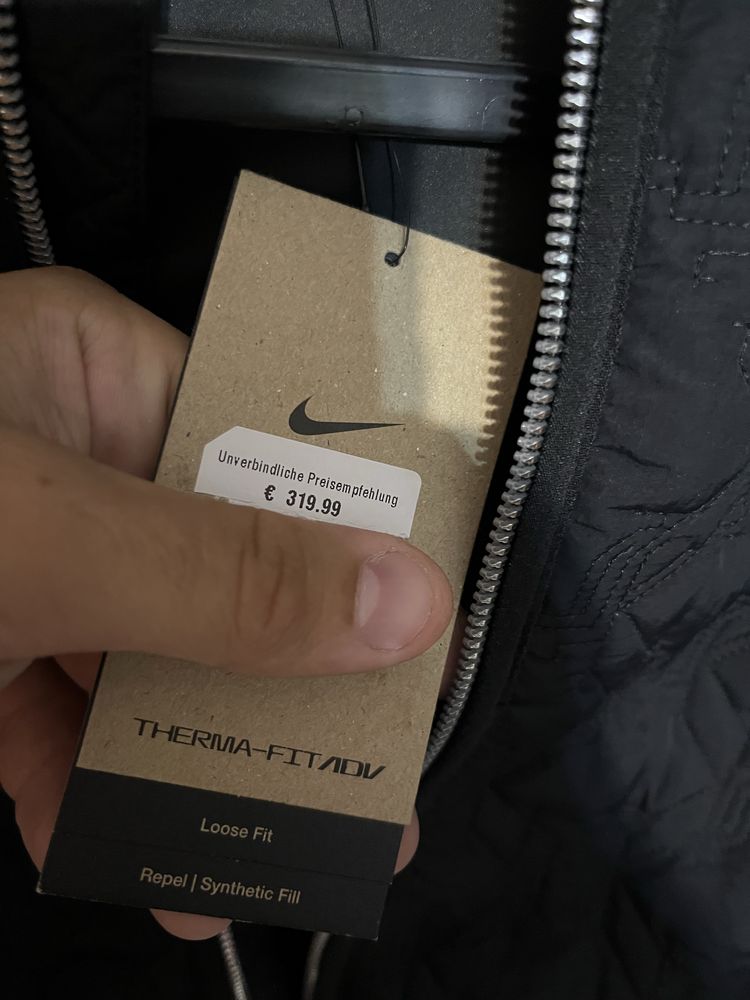 Оригинално яке Nike