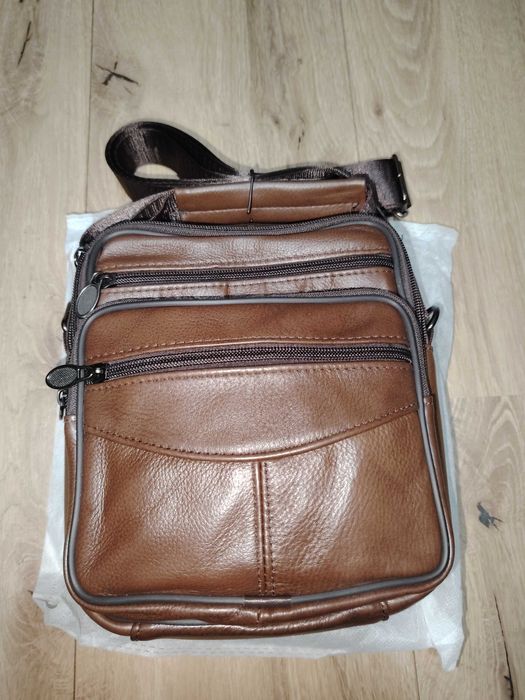 Кожена мъжка чанта за през рамо