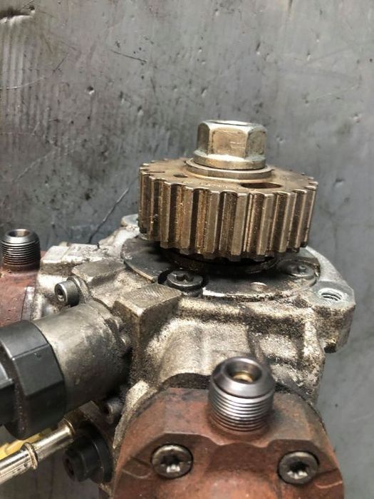 pompa inalta 3.0 hdi citroen c5 jaguar xf peugeot 407 cupe land rover range rover sport