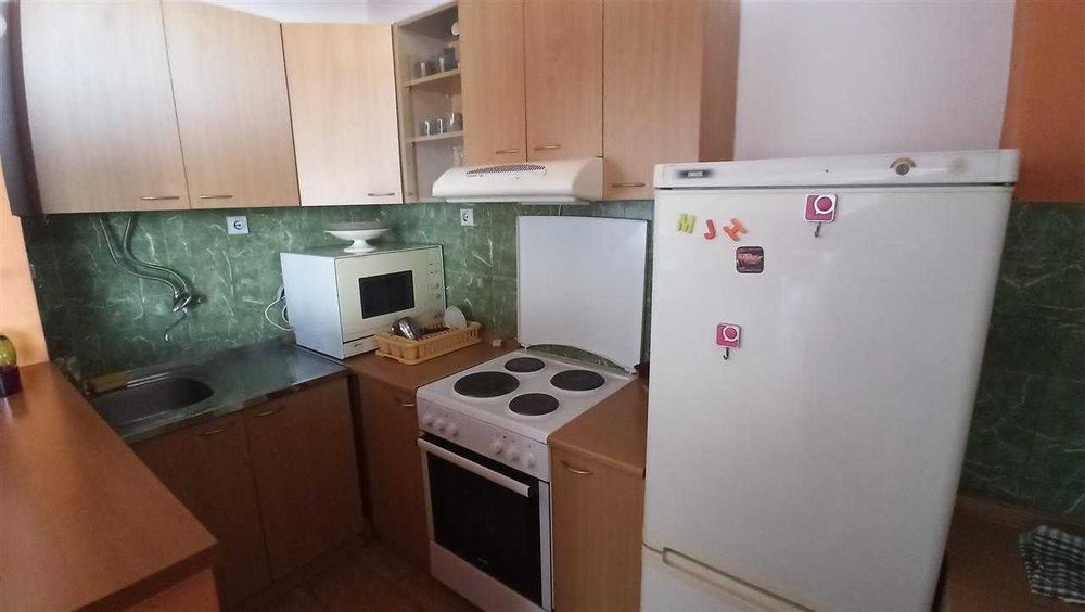 Дава се под наем Тристаен апартамент в Пловдив, Каменица 1 - 86 кв.м за 402.9 € - Снимка #2