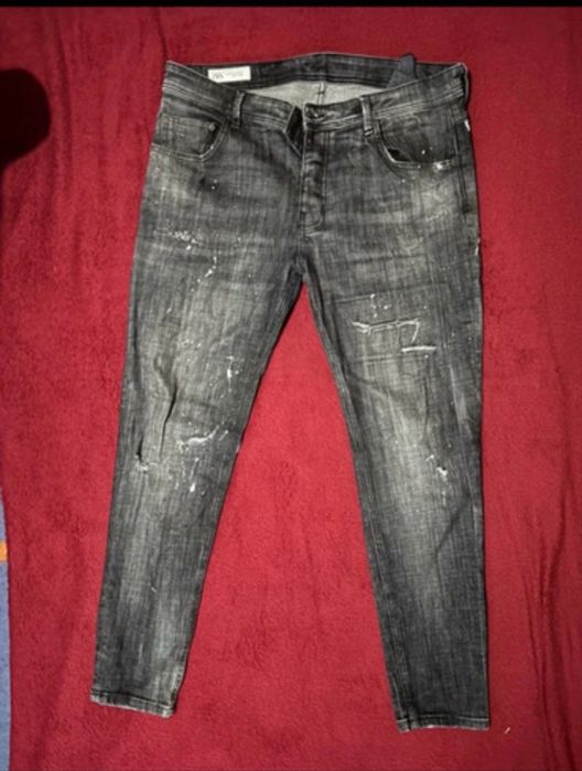 Blugi Zara de barbati