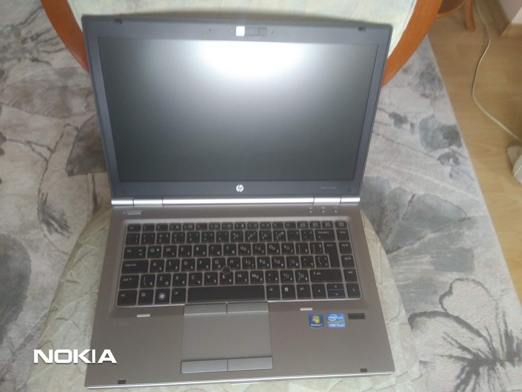 HP EliteBook 8470p с чанта, докинг станция и мишка