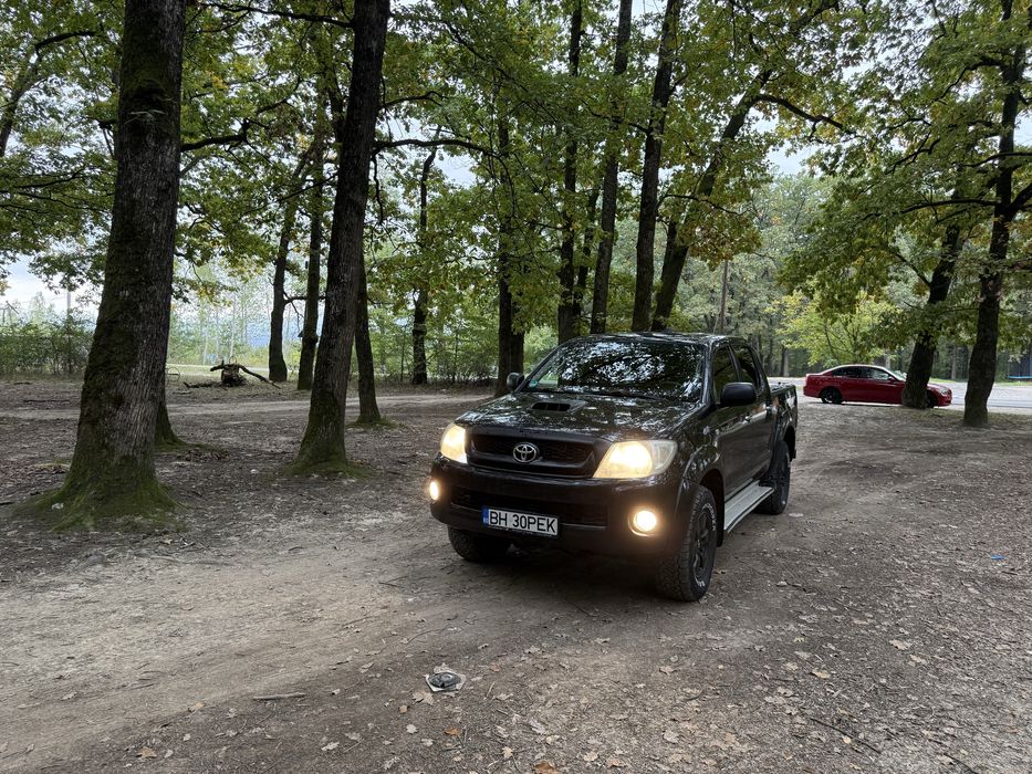 Vand Toyota Hilux