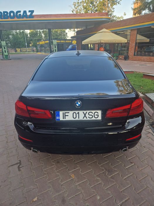 Bmw 520i Luxuri Line 184 cp