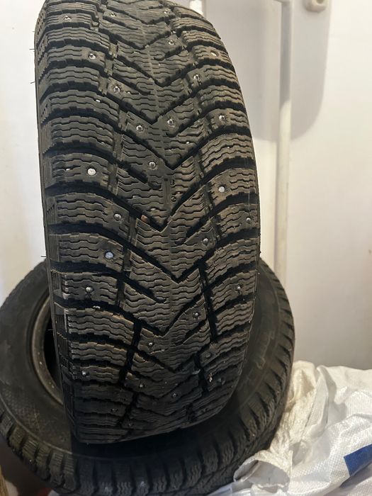 Шины зимние 205/55 r16 2 шт