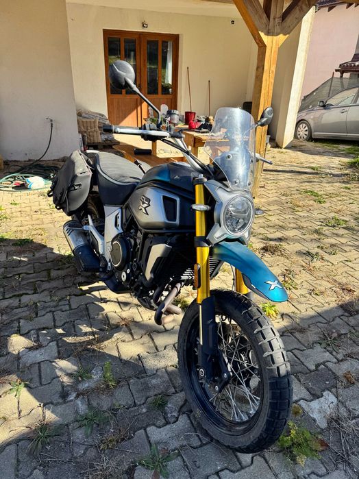 CFMoto CLX 700 Adventure