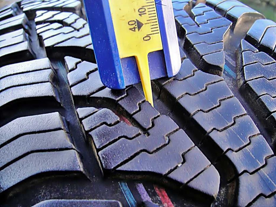 4бр. зимни гуми UNIROYAL 205/65/15